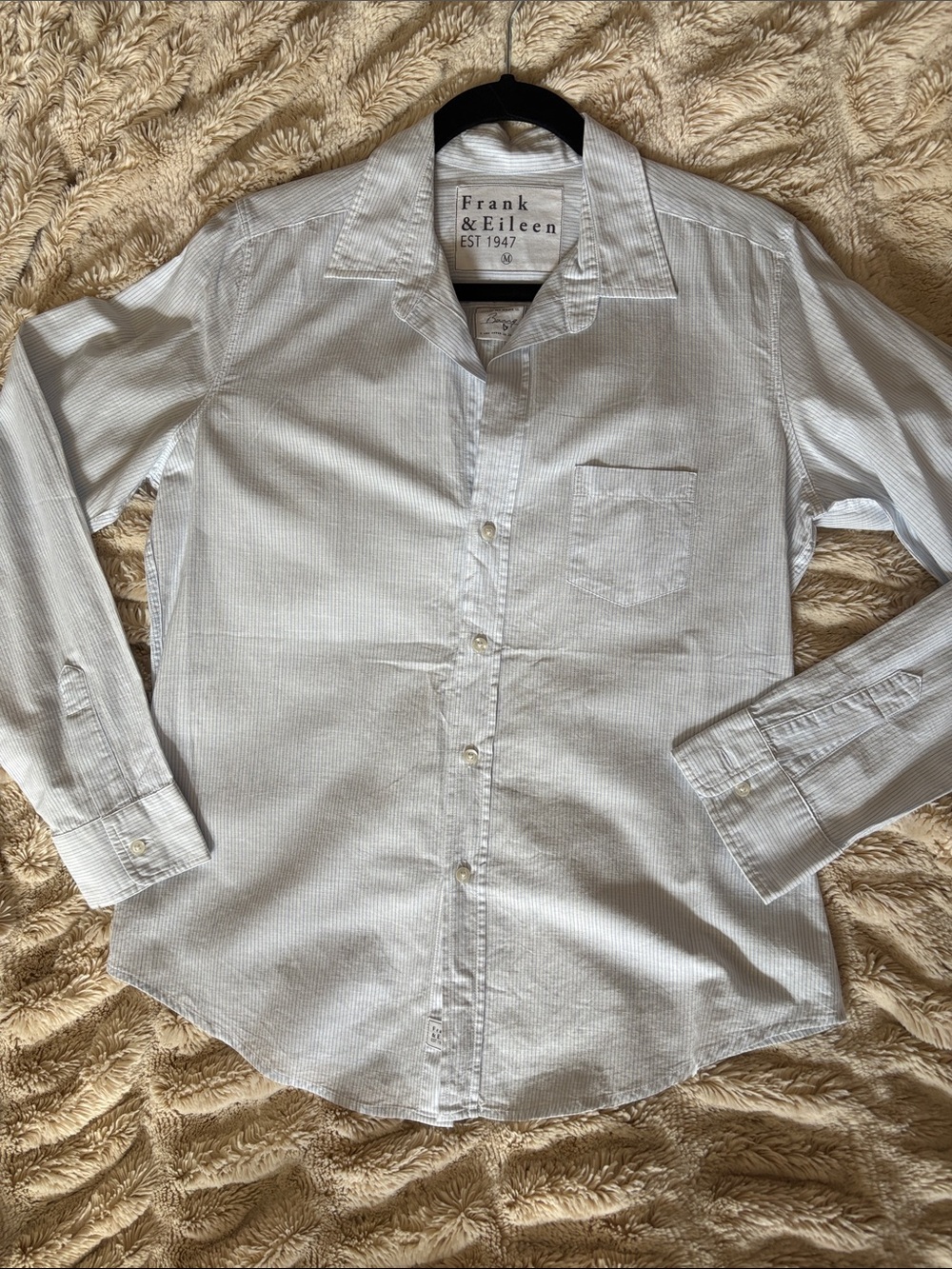 Frank & Eileen Light Blue Pinstripe Long-Sleeve Button-Up Shirt